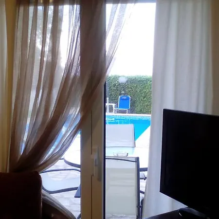 Apartment With Private Pool Kiaton Exterior photo