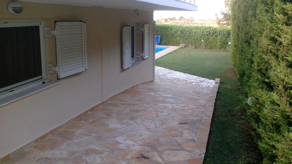 Apartment With Private Pool