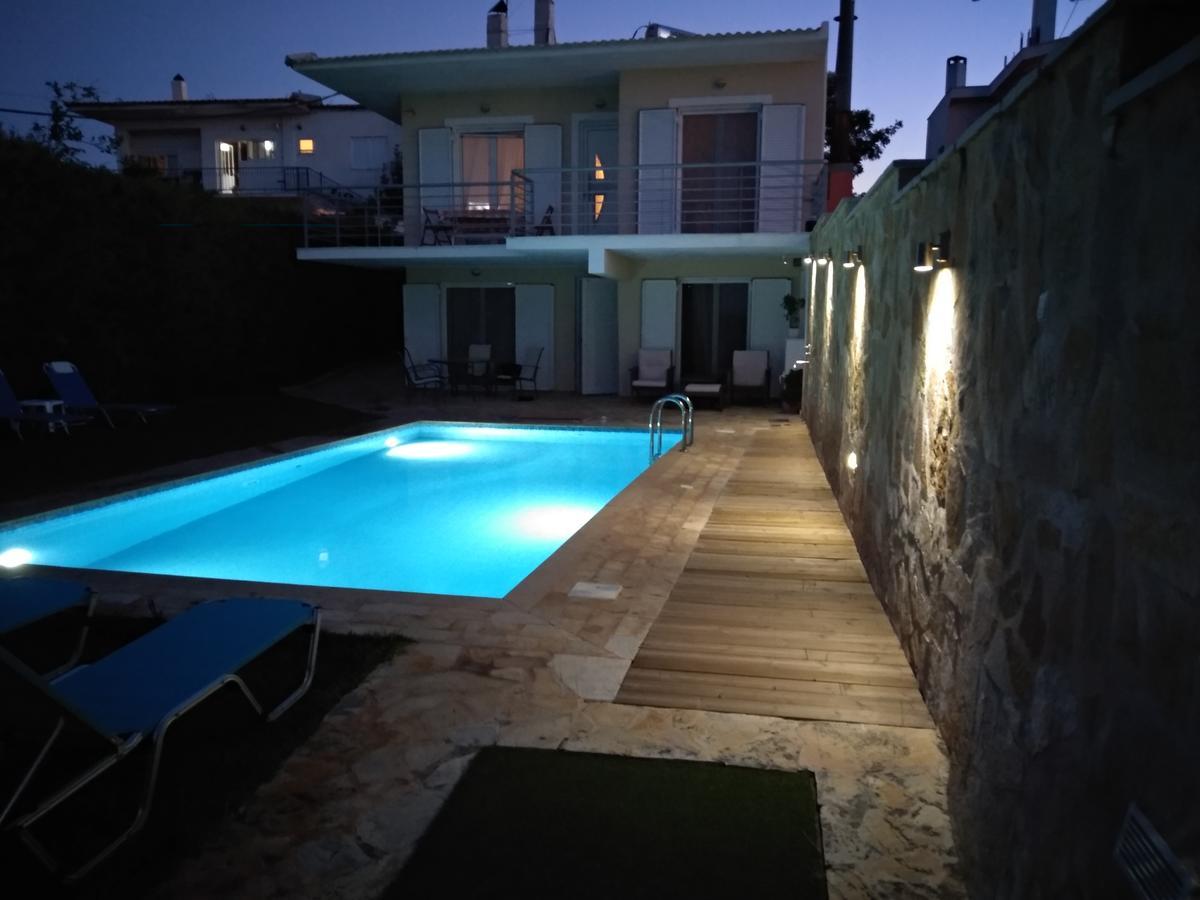 Apartment With Private Pool *